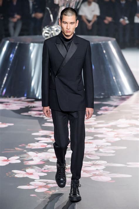 dior men's suits.